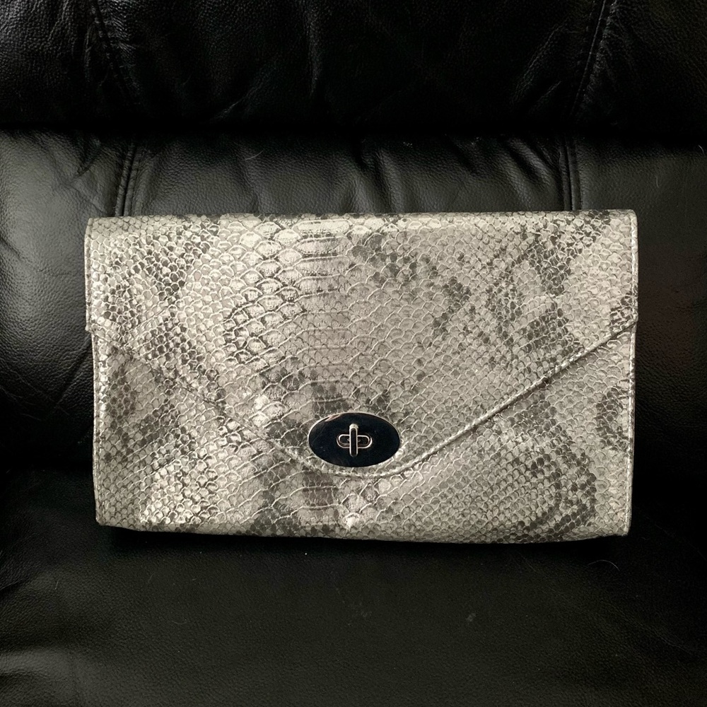 NWOT H&M Silver Reptile Pattern Envelope Clutch